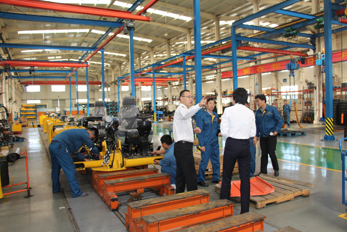 濟寧檢驗檢疫局領導蒞臨沃爾華集團參觀指導