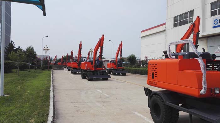 熱烈祝賀沃爾華集團 60臺輪式挖掘機批量出口泰國 熱烈祝賀沃爾華集團 60臺輪式挖掘機批量出口泰國