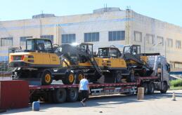 沃爾華輪式挖掘機(jī)批量發(fā)往西南地區(qū)