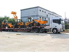 沃爾華集團3臺輪式裝載機發往西北地區