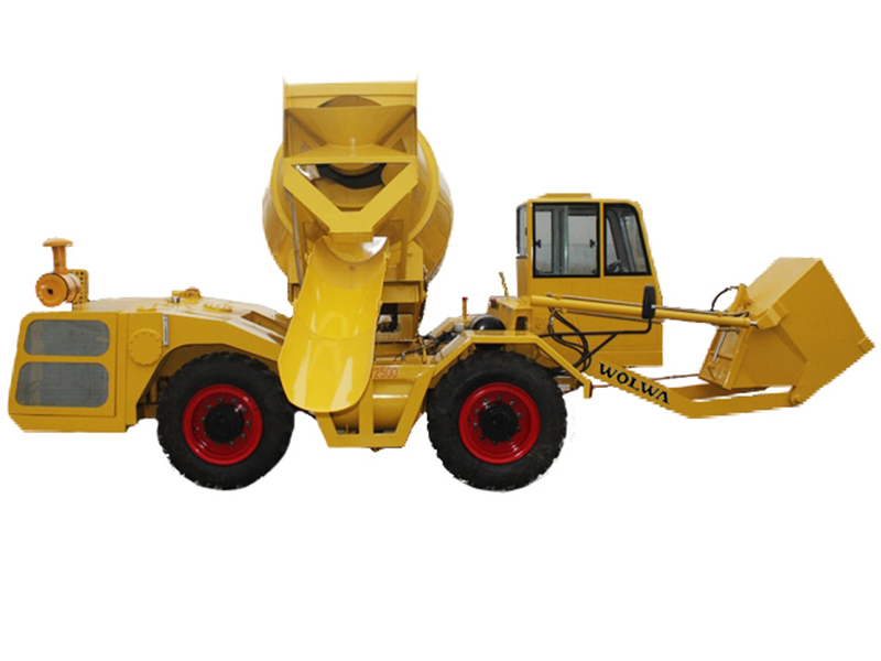 流動式攪拌車實(shí)物圖2