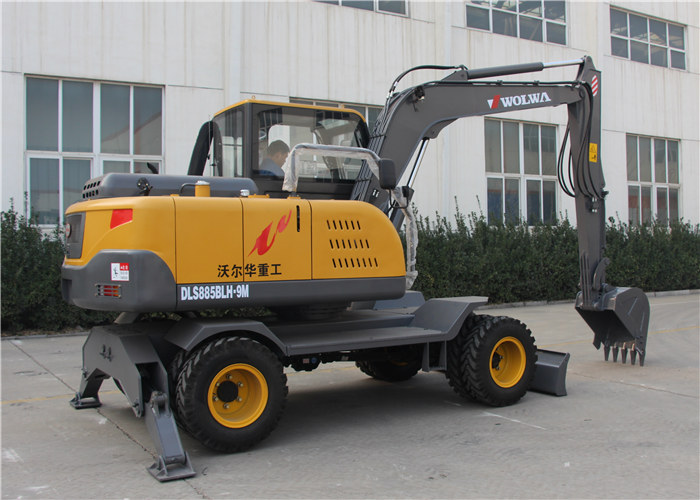 85恒壓恒功率輪式液壓挖掘機